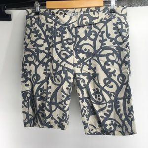 Tibi | Grey and Ivory Bermuda Printed Shorts 6